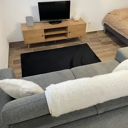 Le En Maison Apartamento Scionzier